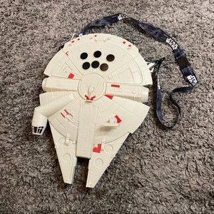 Star Wars Millennium Falcon carrier